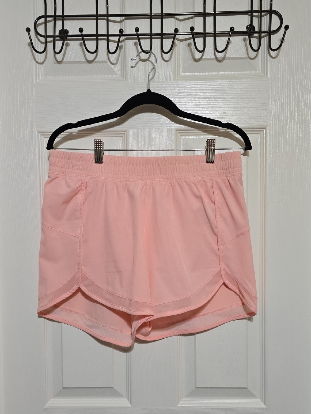 Women's Elastic Waist Peach Performance Shorts